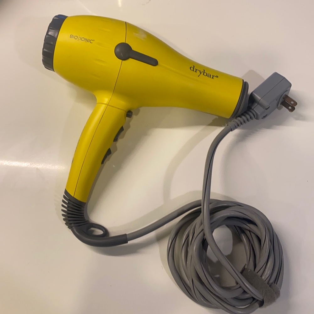 Drybar Buttercup blow dryer